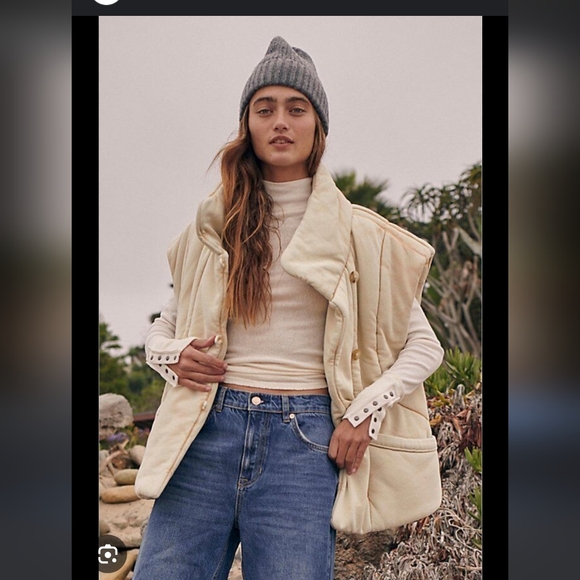 Free People Jackets & Blazers - Free people Roll with us Puffer vest